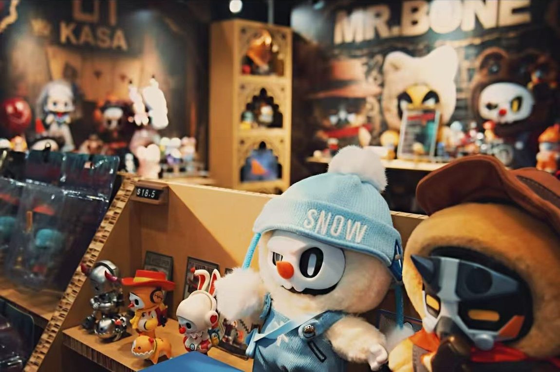 Mr.Bone & KASA booth display, SDCC